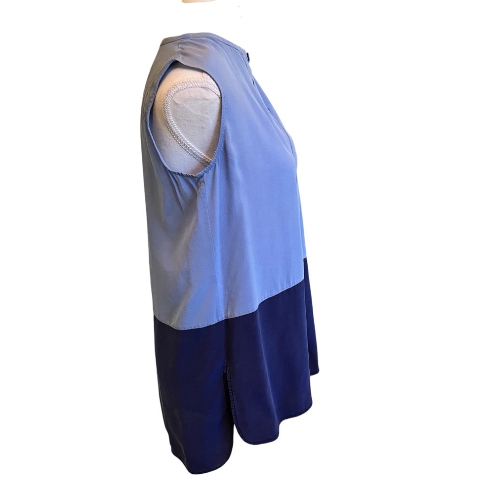 Vince Silk Colorblock Sleeveless Blouse in Blue. SP Small Petite - Picture 7 of 11